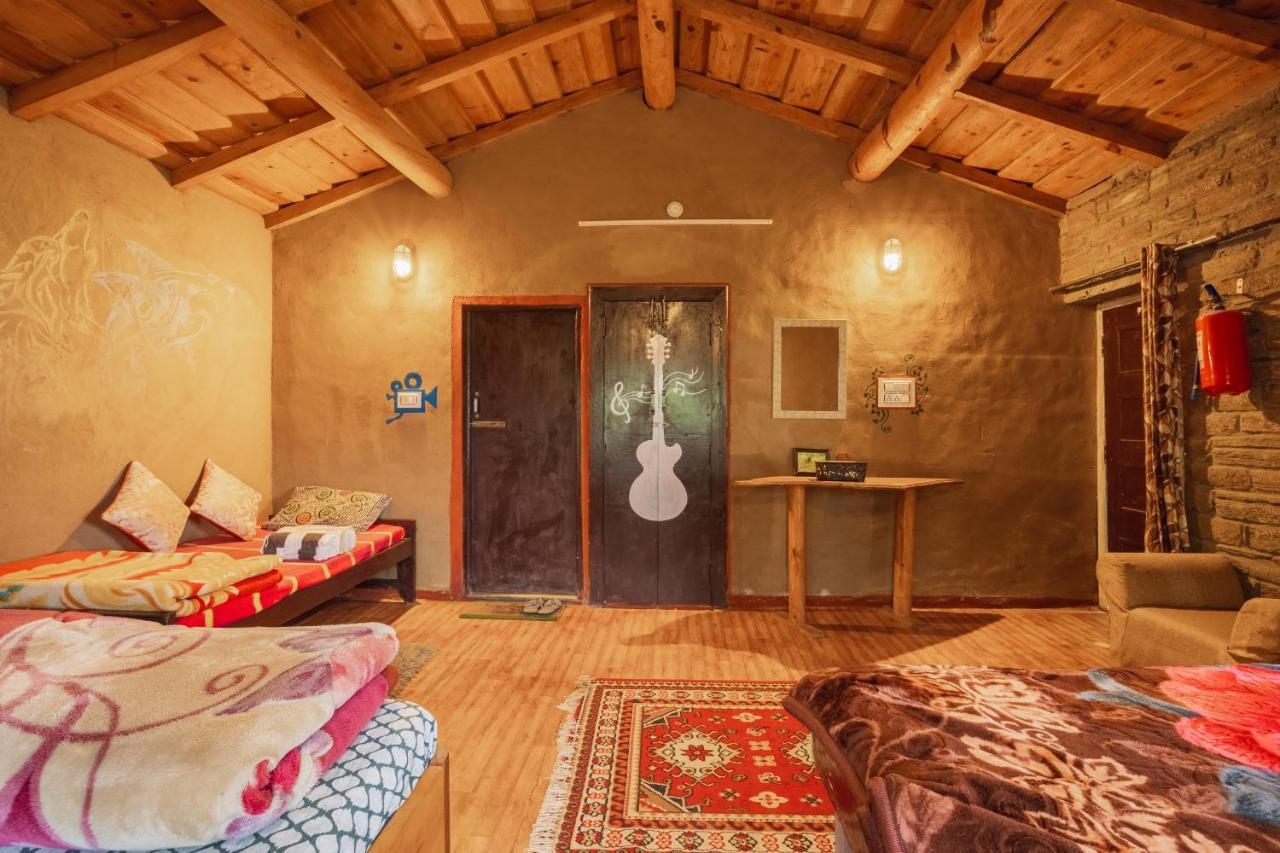 Zenoaks Homestay Almora Luaran gambar