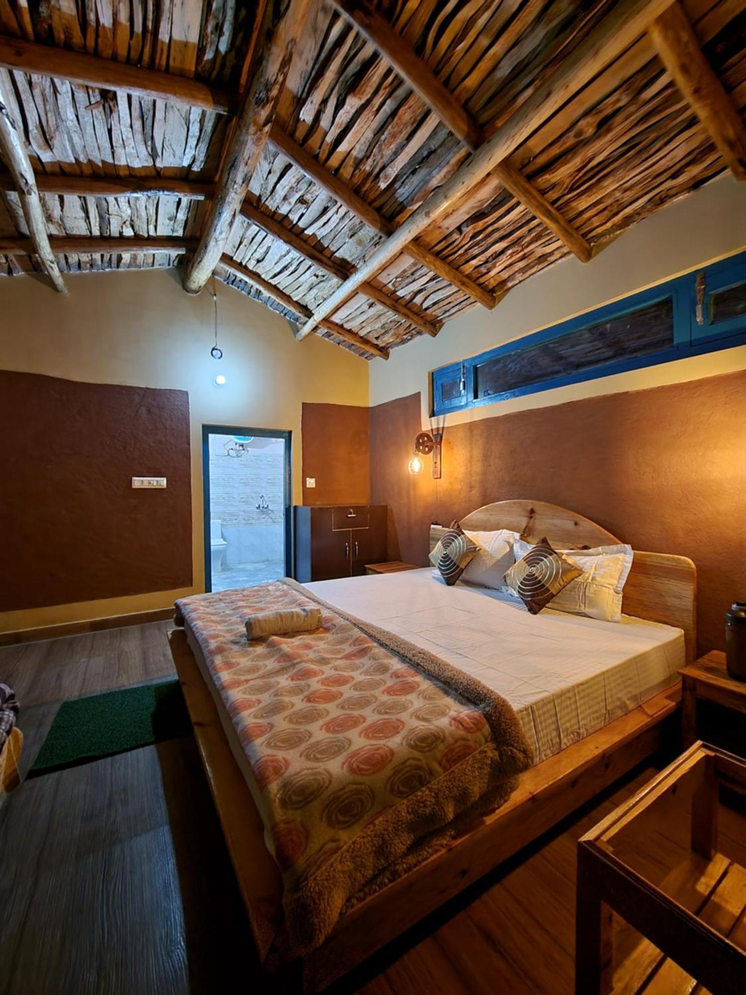 Zenoaks Homestay Almora Luaran gambar