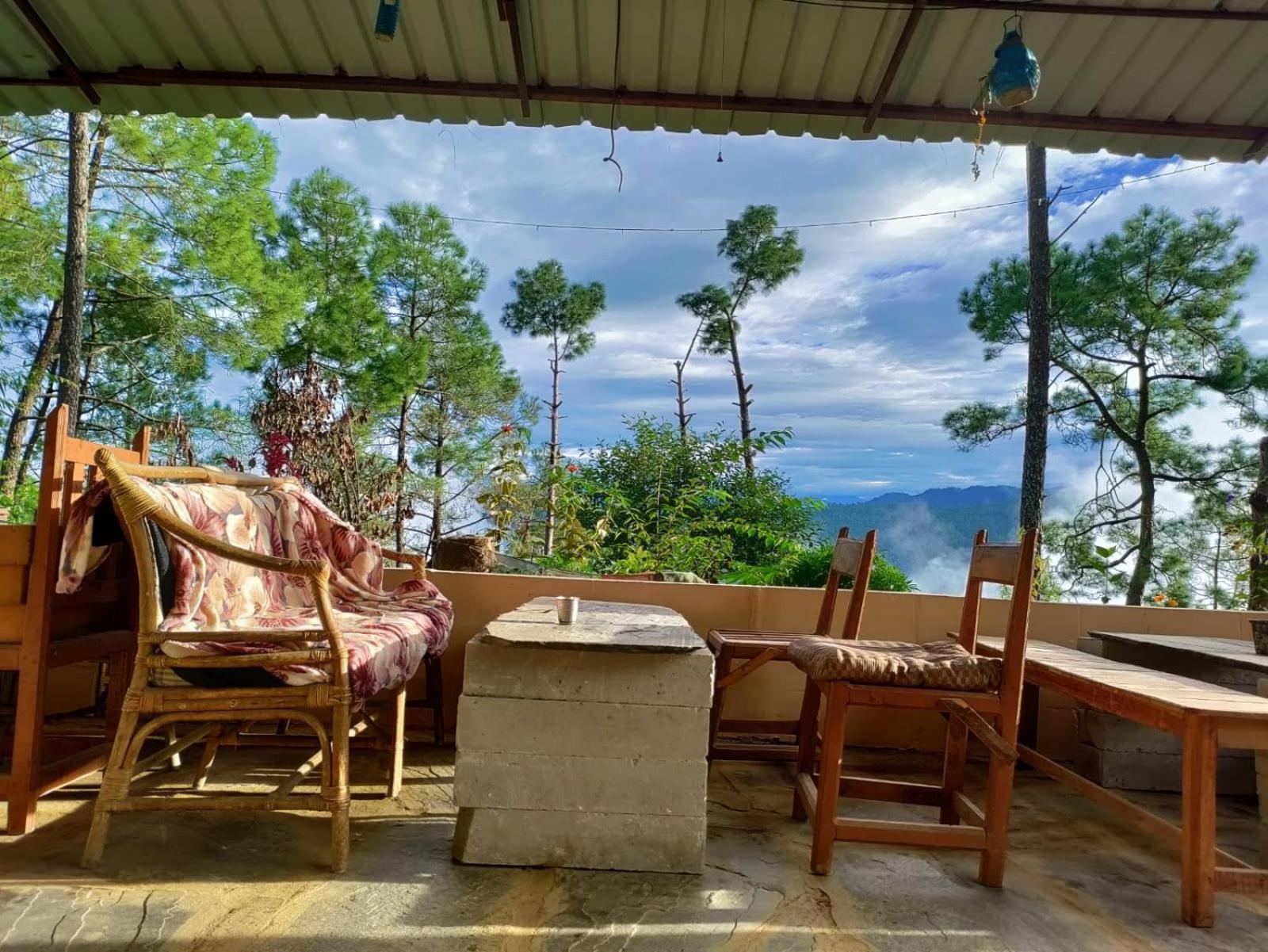 Zenoaks Homestay Almora Luaran gambar