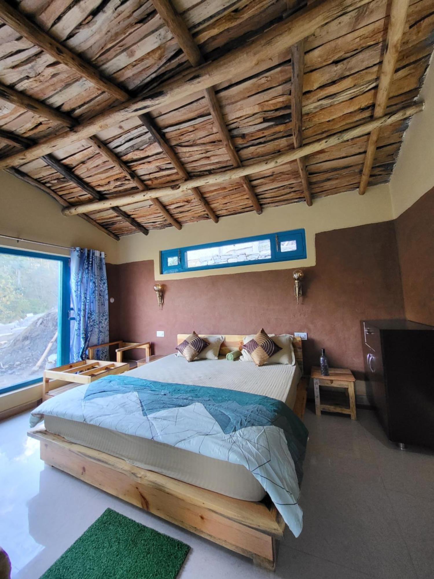 Zenoaks Homestay Almora Luaran gambar