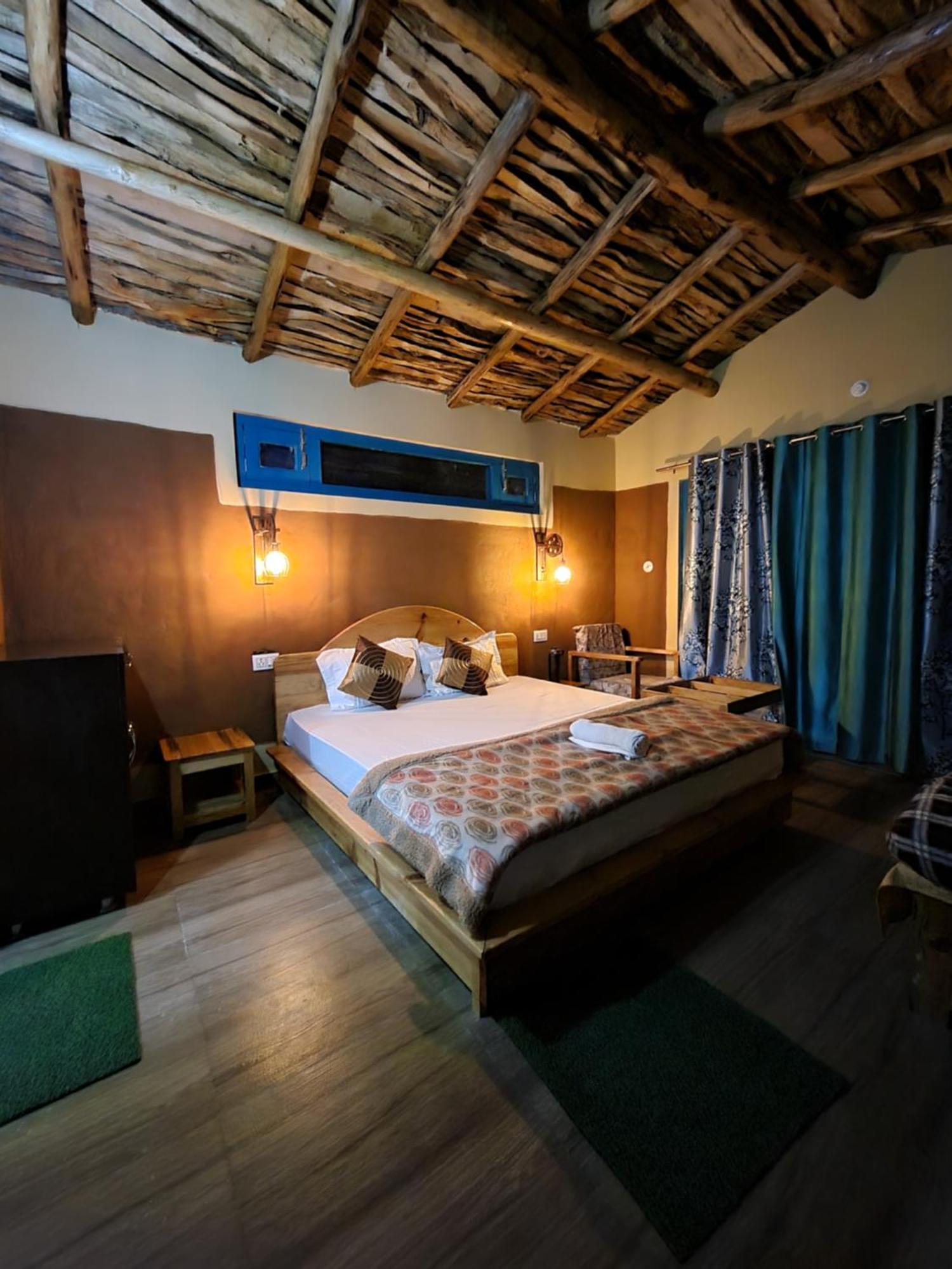 Zenoaks Homestay Almora Luaran gambar
