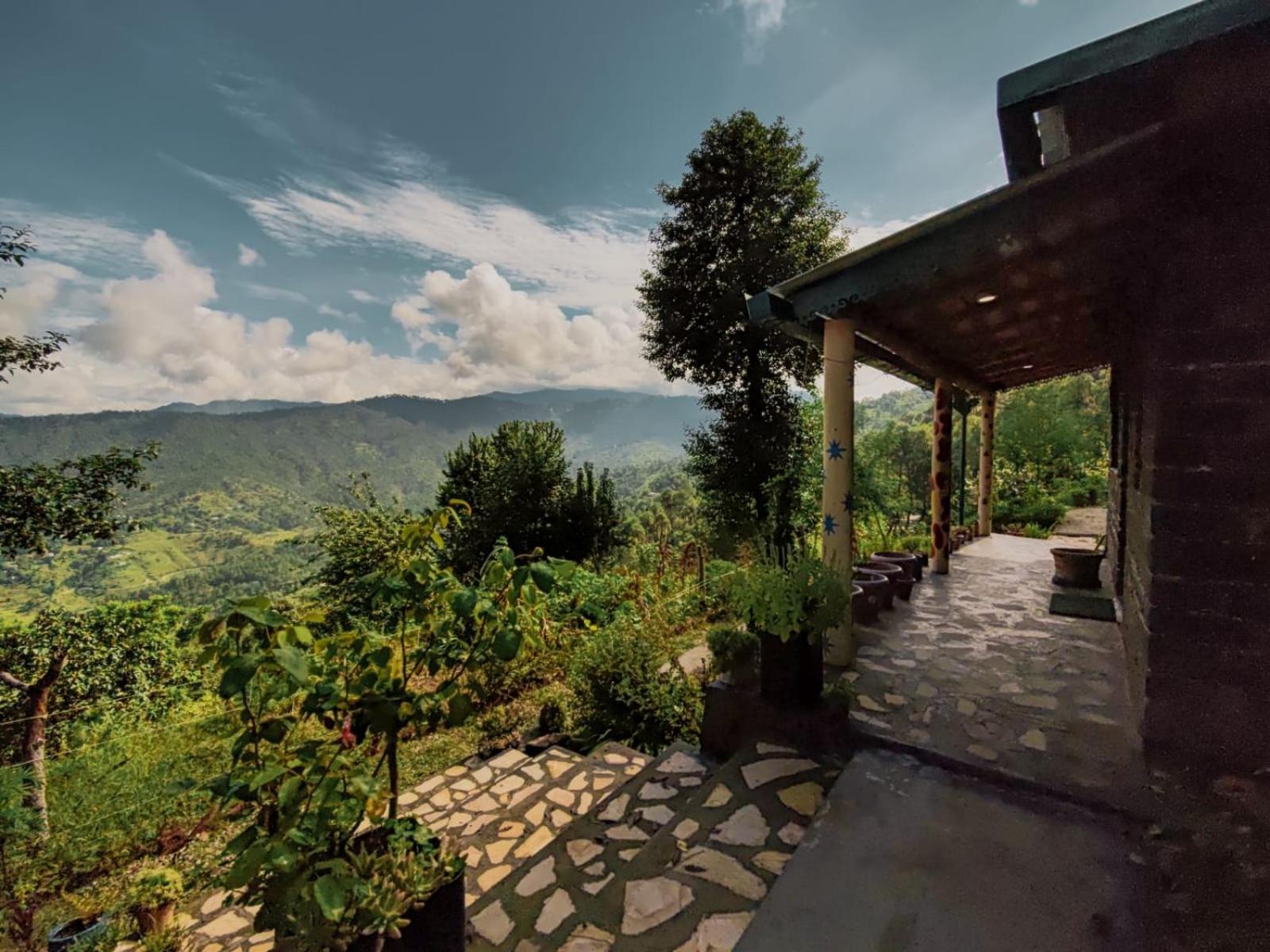 Zenoaks Homestay Almora Bilik gambar